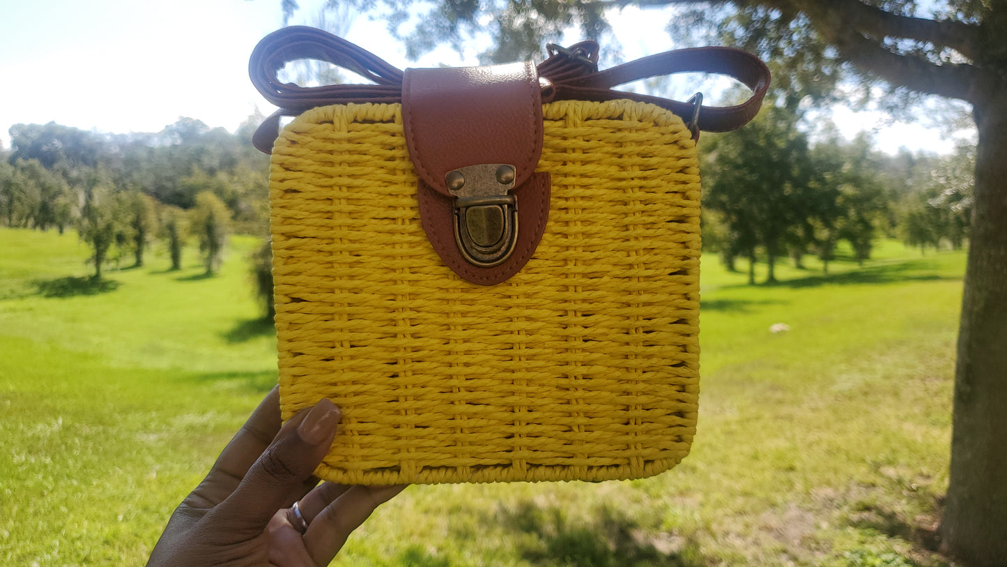 Straw bag yellow